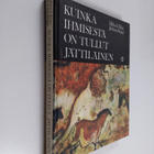 Jelena Segal ym. : Kuinka ihmisestä on tullut jättiläinen - pikkukuva 1