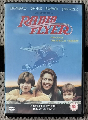 Radio Flyer - Lento unelmiin