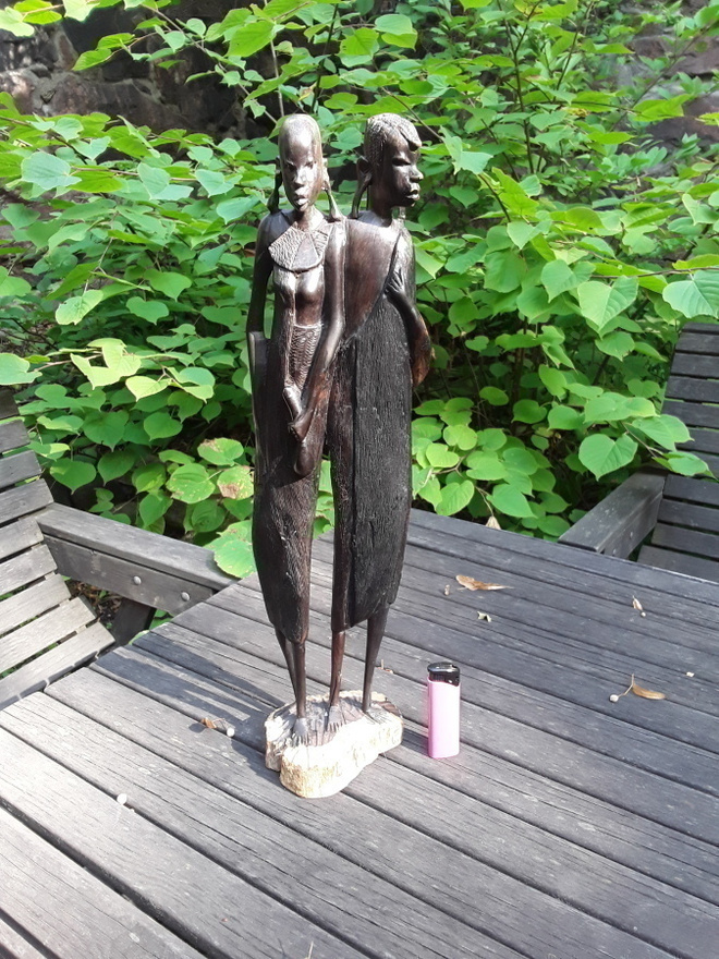 Iso Afrikka puu Veistos . K  46.5 cm