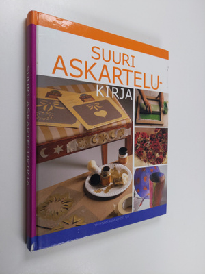 Suuri askartelukirja
