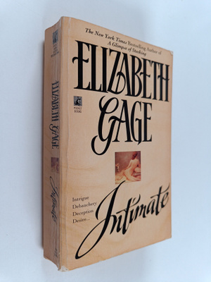 Elizabeth Gage : Intimate