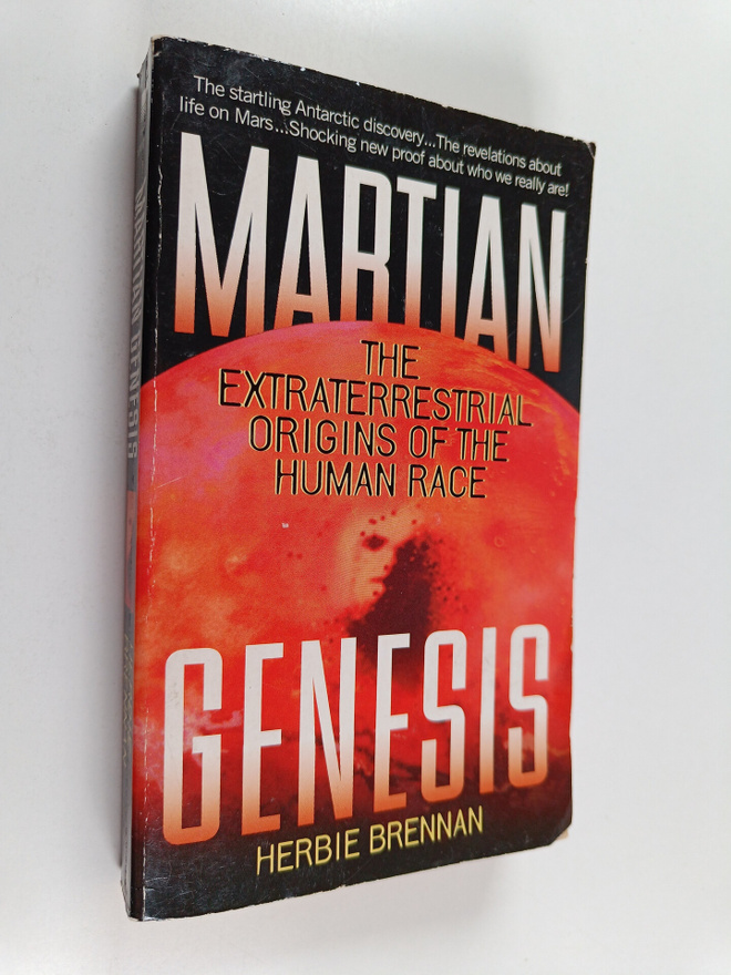 Herbie Brennan : Martian Genesis - The Extraterrestrial O...