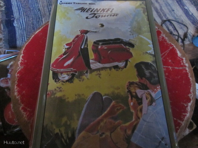 Peltikyltti skootteri Heinkel Tourist