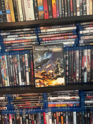 Starship Troopers Invasion (2012)