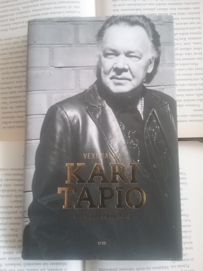 Vexi Salmi - Kari Tapio: Olen suomalainen (sid.)