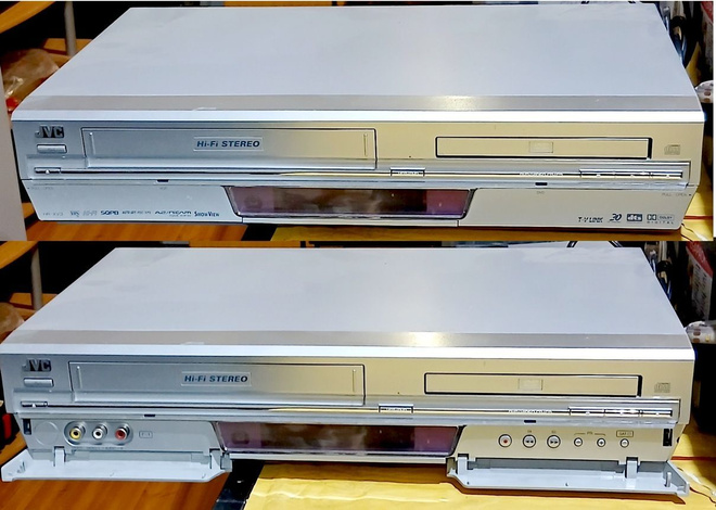 DVD-VHS-Videolaite JVC HR-XV3E
