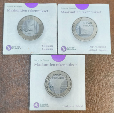 5€ maakuntien rakennukset