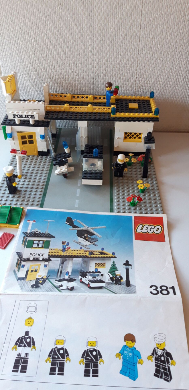 Lego 381 poliisiasema + ohje
