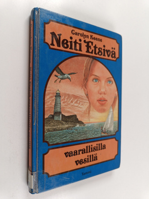 Carolyn Keene : Neiti Etsivä vaarallisilla vesillä