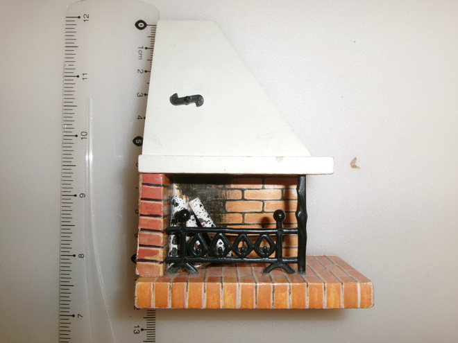 Nukkekoti Lundby vanha takka