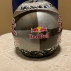2010 Sebastian Vettel Red Bull Racing 1:2 Mini Helmet - pikkukuva 4