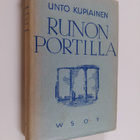 Unto Kupiainen : Runon portilla : esseitä ja tutkielmia s... - pikkukuva 1