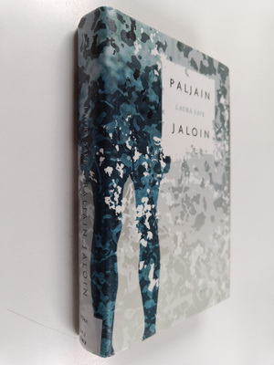 Laura Save : Paljain jaloin