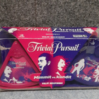 Trivial Pursuit Mini .Mimmit Vs Kundit. Tilit selviksi - pikkukuva 1