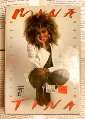 Loder; Turner - Minä, Tina Turner (sid.)