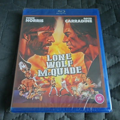 Yksinäinen susi McQuade Blu-ray **muoveissa**