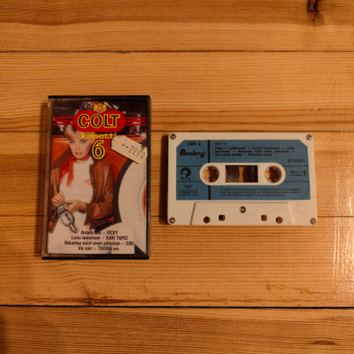 Eri esittäjiä: Colt 6 c-kasetti