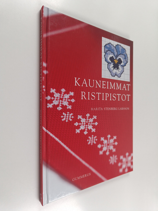 Marita Stenberg Larsson : Kauneimmat ristipistot