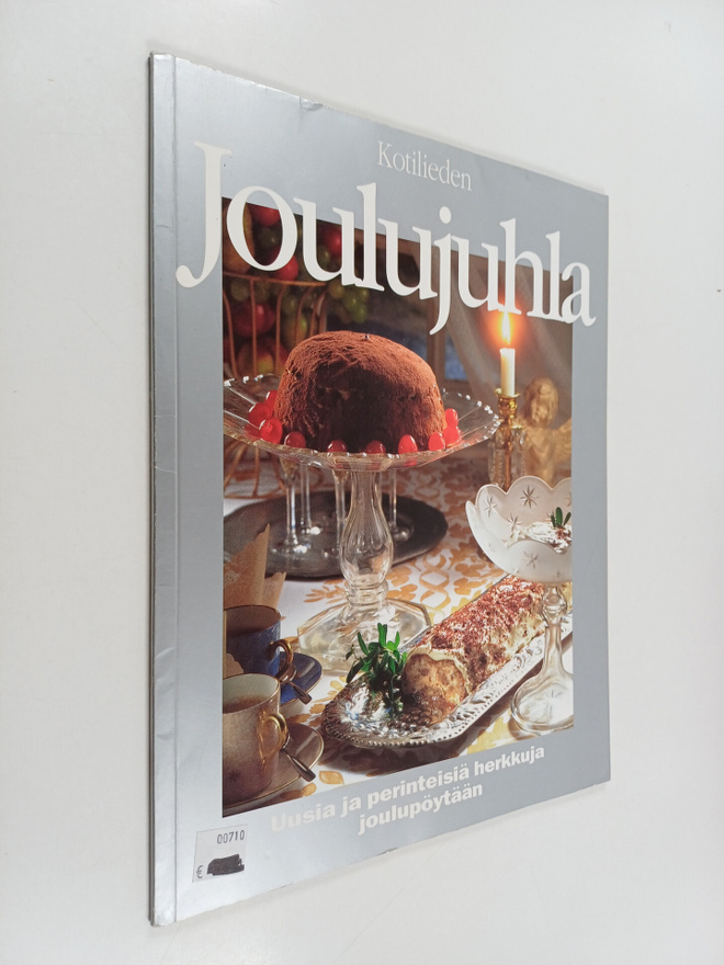 Inga Aaltonen : Kotilieden joulujuhla : uusia ja perintei...