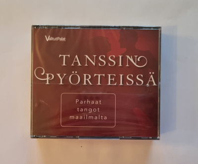 TANSSIN PYÖRTEISSÄ - PARHAAT TANGOT MAAIILMALTA 3 CD