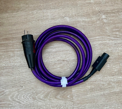 Chord virtakaapeli