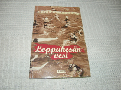 Riikka Szalai Loppukesän vesi  -nid