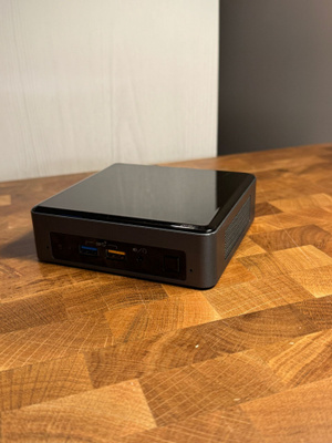 Intel NUC i3 - 16GB DDR4 - 240GB SSD - BOXNUC8i3BEK2