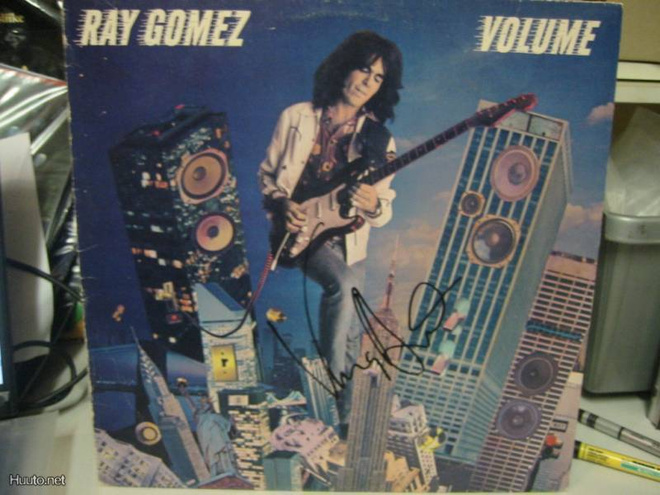 VINNIE APPICEN NIMMARI RAY GOMEZ-VOLUME VINYYLISSÄ