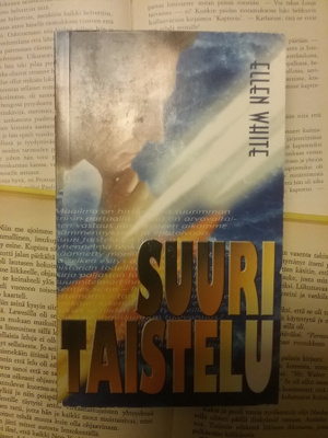 Ellen White - Suuri taistelu (pokkari)