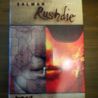 Salman Rushdie: Maa hänen jalkojensa alla - pikkukuva 1