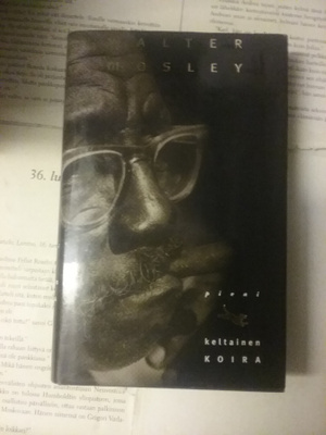 Walter Mosley - Pieni keltainen koira (sid.)