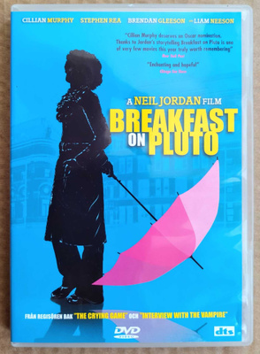 AAMIAINEN PLUTOLLA – Ruotsi-DVD Suomitextit 2005, Cillian M.