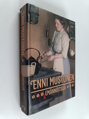 Enni Mustonen : Emännöitsijä