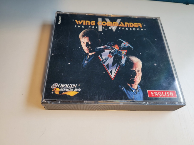 Wing Commander The Price of Freedom PC CD-ROM 6 cd