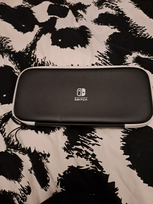 NINTENDO SWITCH -KONSOLIN SUOJAKOTELO