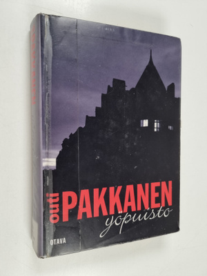 Outi Pakkanen : Yöpuisto