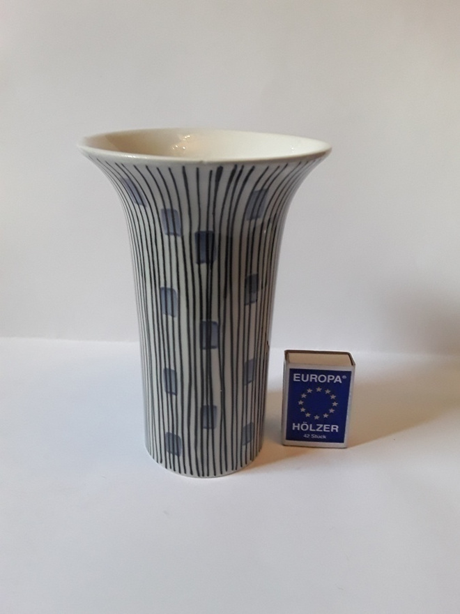 Arabia Design vaasi / maljakko . ER