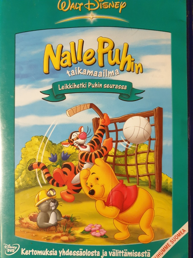 NALLE PUHIN TAIKAMAAILMA LEIKKIHETKI PUHIN SEURASSA DVD