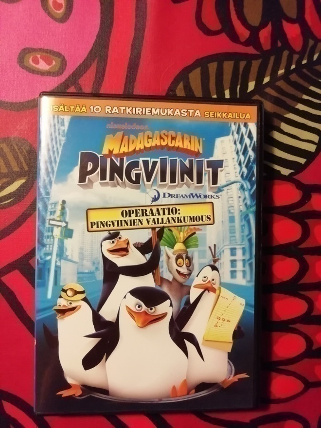 Madagascarin pingviinit: Operaatio: Pingviinien vallankumous