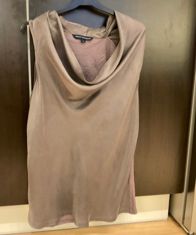 Kaunis hihaton silkkipaita, 100 % silk, XL