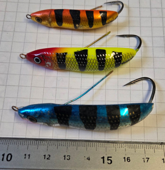 3 eri kokoista Rapalan Minnow Spoonia
