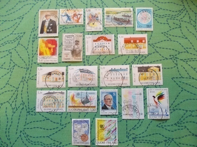 20 kpl loistoleimattuja merkkejä 1980-luvulta
