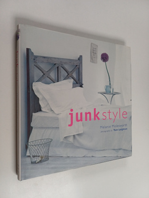 Melanie Molesworth : Junk style