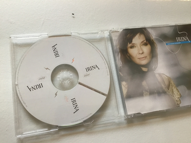 Irina . Kymmenen kirosanaa CDS single