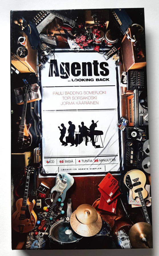 AGENTS, Looking Back CD boxi