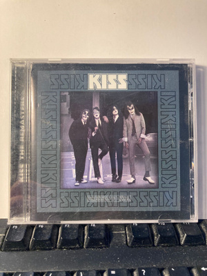 KISS: Dressed To Kill, CD, rem