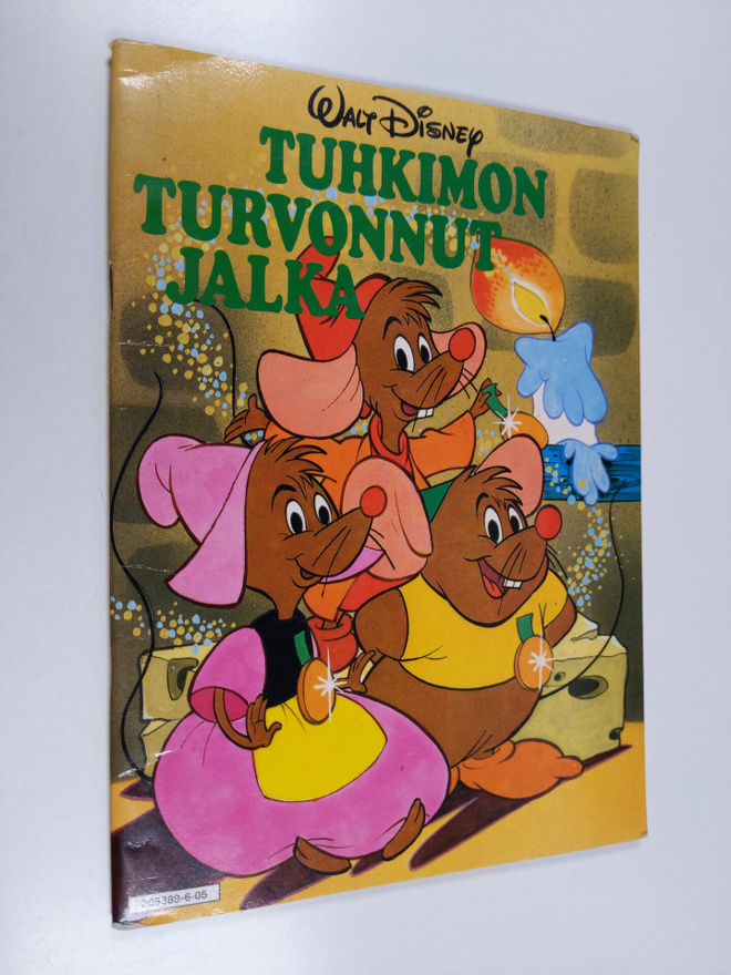 Walt Disney ym. : Tuhkimon turvonnut jalka