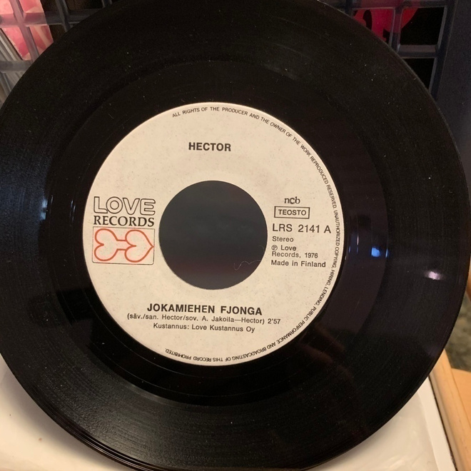 HECTOR: Jokamiehen fjonga * Snadi kundi stadista * FIN 1976