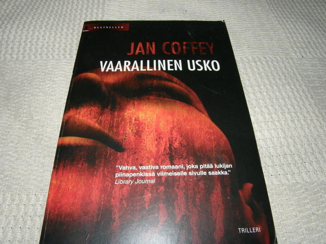 Jan Coffey Vaarallinen usko   -pok