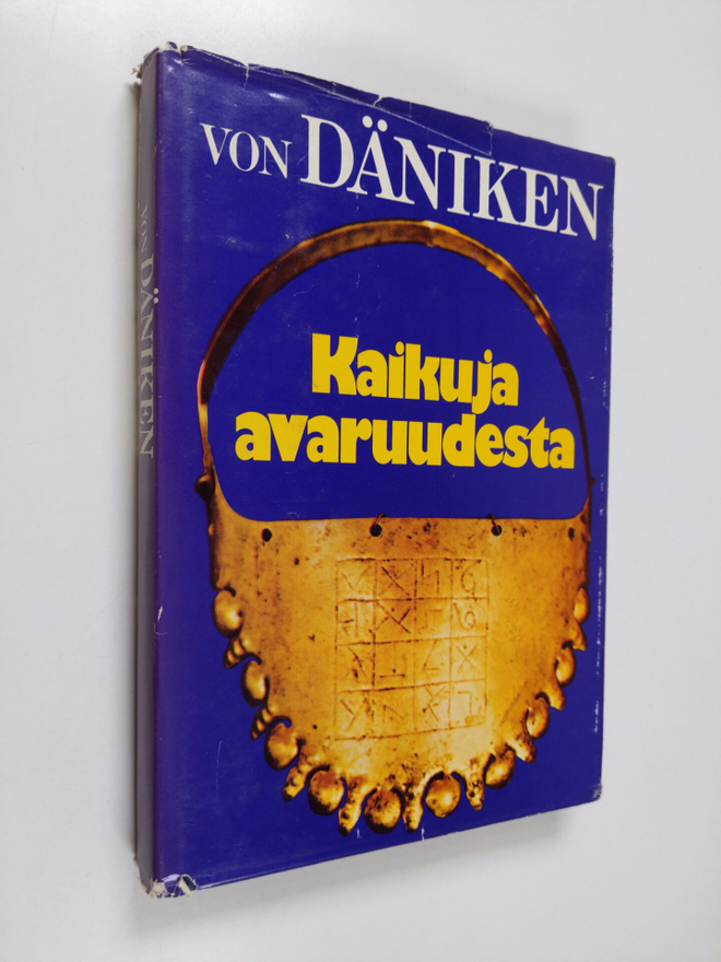 Erich von Däniken : Kaikuja avaruudesta